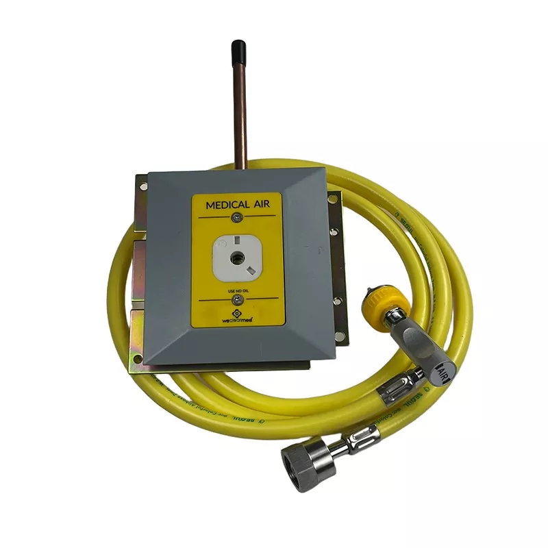 Medical gas outlet with NIST connecting Hose